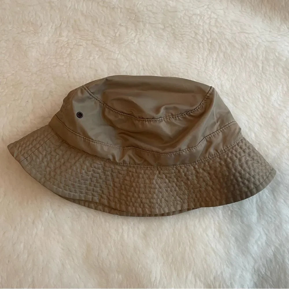 Beige nylon bucket  hat‎